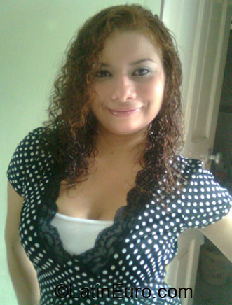 Date this exotic Colombia girl Natalya from Barranquilla CO6346
