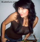 funny Colombia girl Yulieth from Armenia CO6383