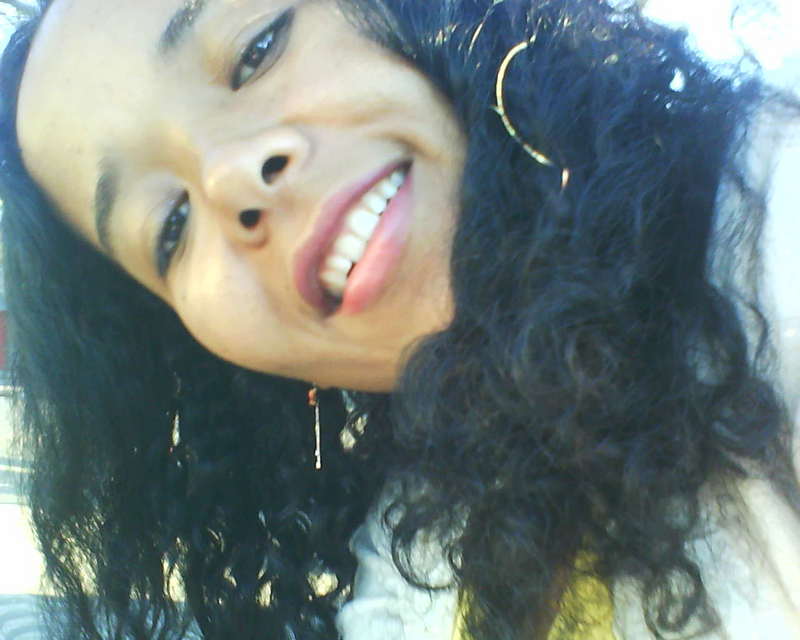 Date this happy Brazil girl Yalanne from Sao Paulo BR3394