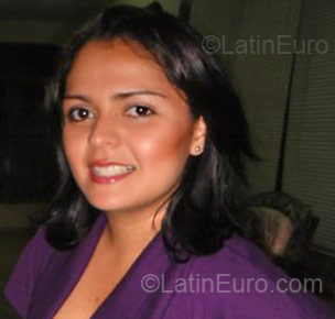 Date this young Colombia girl Diana Maria from Cali CO4740