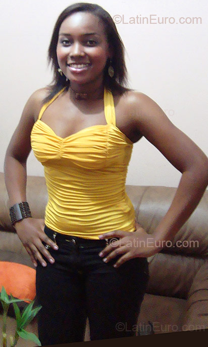 Date this sultry Colombia girl Jessica from Cali CO4774