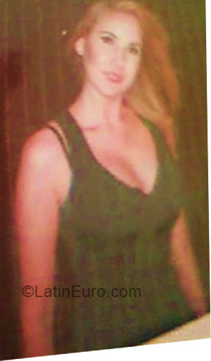 Date this delightful Brazil girl Claudete from Brasilia BR3429