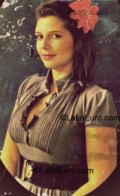 Date this beautiful Brazil girl Maria Fernanda from Rio de Janeiro BR3430