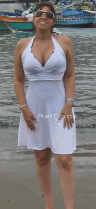 Date this lovely Peru girl Roxana from Lima PE310