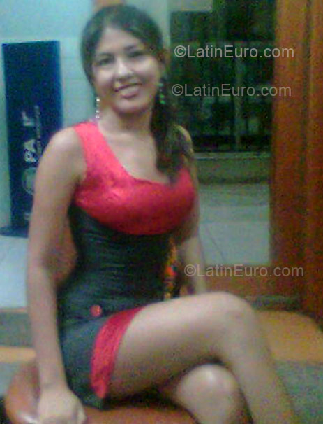 Date this charming Peru girl Olga Anabel from Tarapoto PE311
