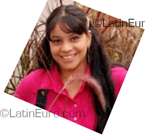 Date this georgeous Colombia girl Margarita Maria from Medellin DO4989