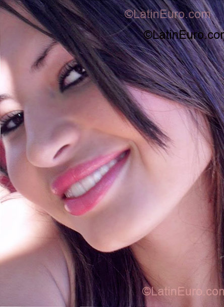 Date this nice looking Brazil girl Maria Josivania from Amontada BR3583