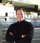 passionate United States man James from Dallas US7637