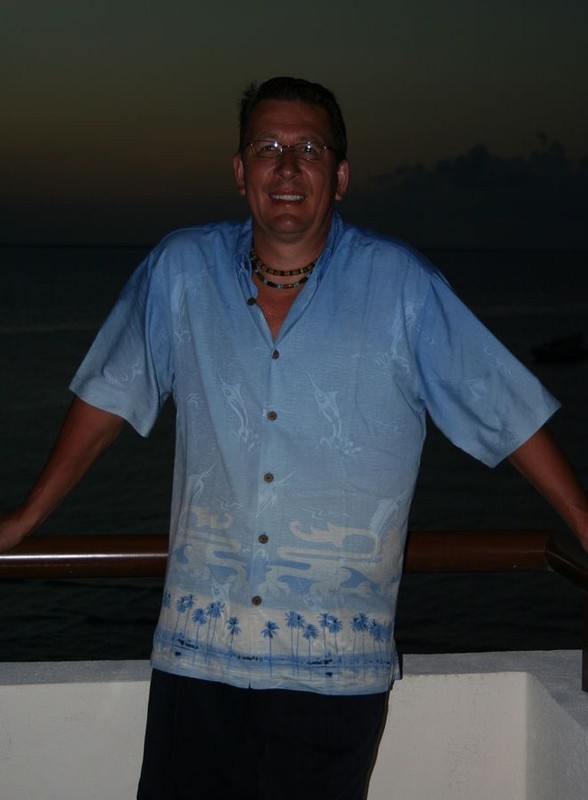 Date this beautiful United States man Settle from Brunswick US7652