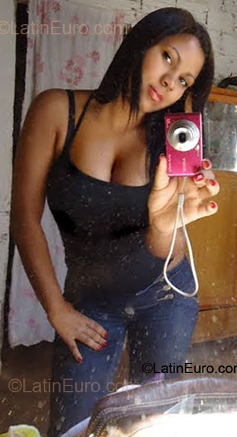 Date this tall Brazil girl Solange Caroline from Mongagua BR3800