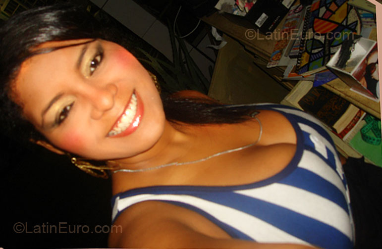 Date this passionate Brazil girl Karoliny from Rio Branco BR5887