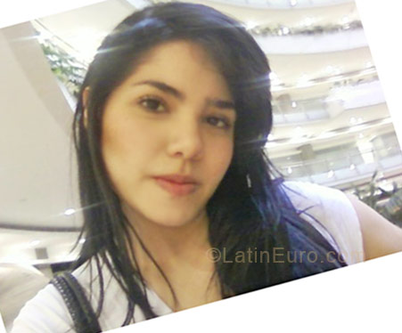Date this voluptuous Colombia girl Maritza from Cali CO5413