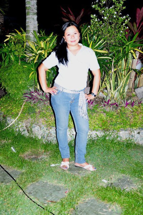 Date this athletic Philippines girl Flordeliza from general santos city PH328