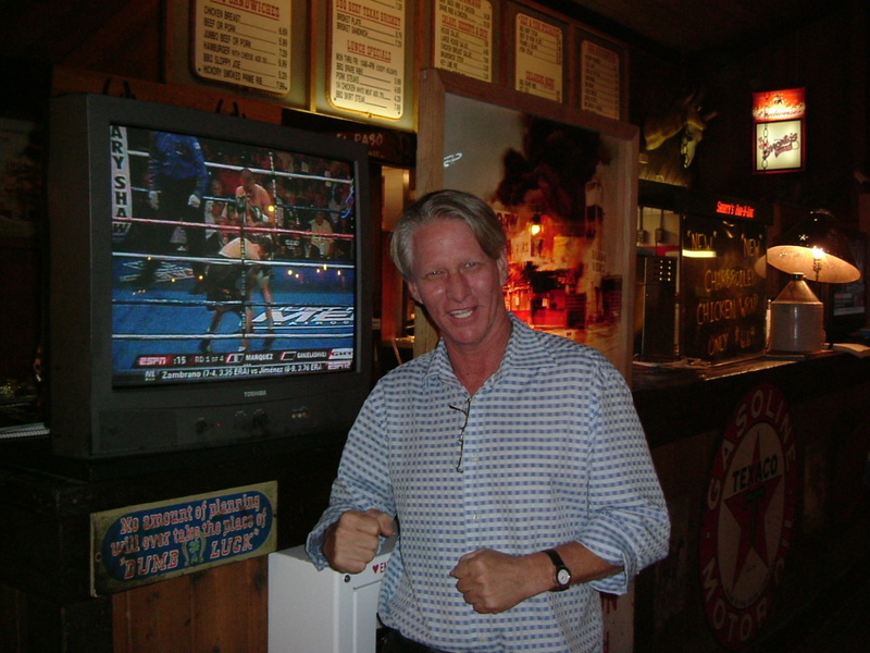 Date this exotic United States man R. Scott from Naples US8013