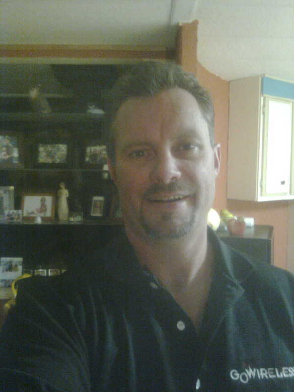 Date this young United States man Chinzue from Camp Verde US8029