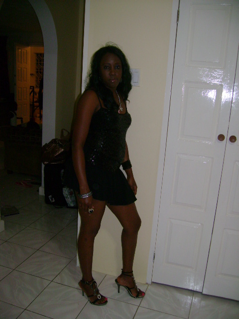 Date this fun Jamaica girl Mona from Jamaica GB430
