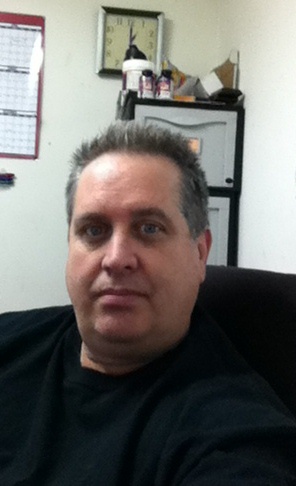 Date this attractive United States man Frank62 from Philadelphia US8077