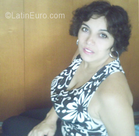 Date this hot Brazil girl Cidha from Rio de Janeiro BR3991