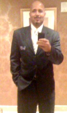 Date this young United States man Ed from Lindenwold US8145