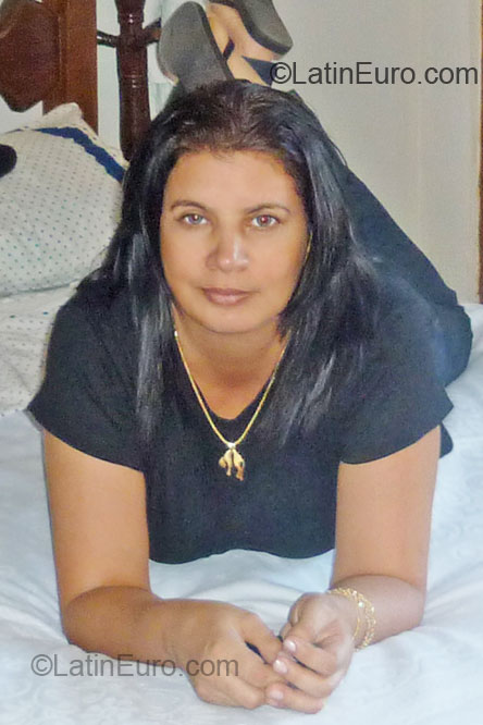 Date this happy Brazil girl Eliane from Coronel Fabriciano BR4064