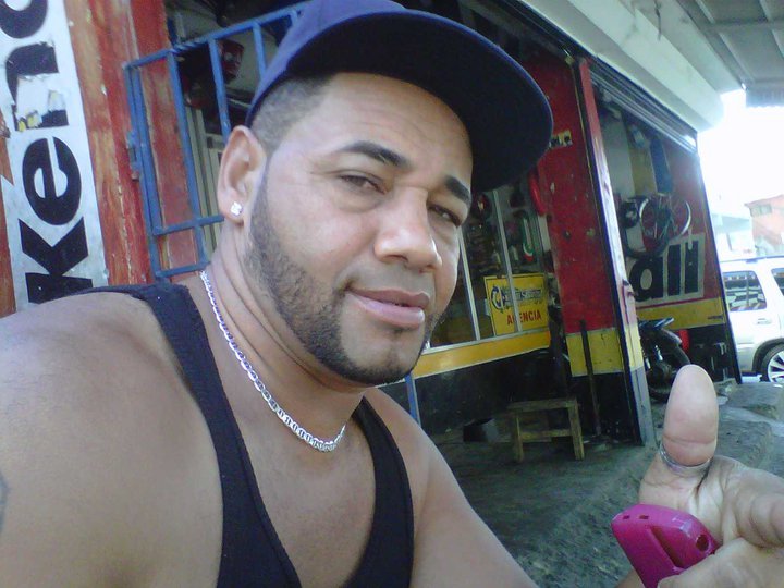 Date this funny Dominican Republic man Franklin from Santo Domingo DO5631