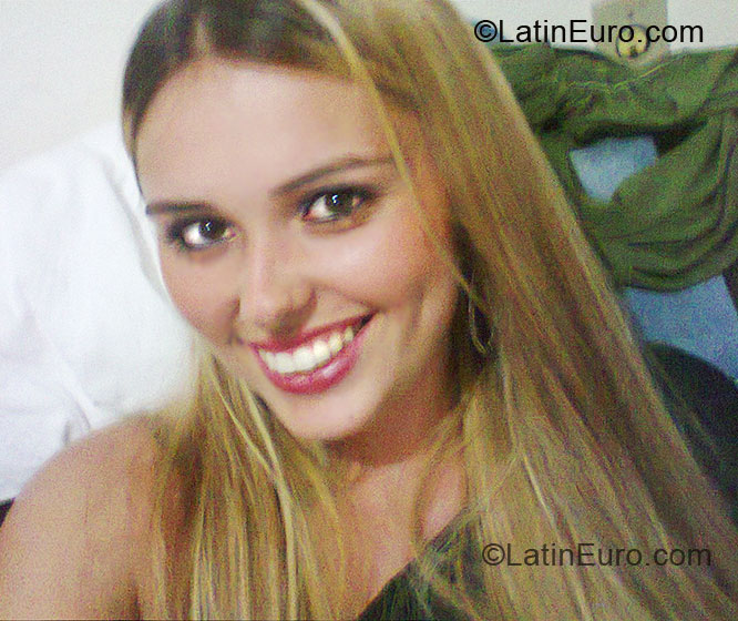 Date this lovely Brazil girl Graziela from Catanduva BR4114
