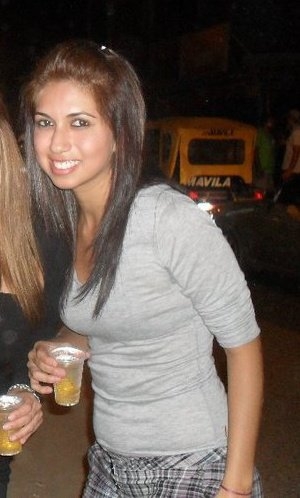 Date this happy Peru girl Zindhy from Piura PE385