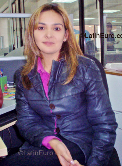 Date this sensual Colombia girl Ingrid from Bogota CO5669