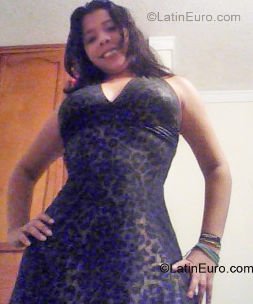 Date this tall Colombia girl Cindy Duran from Barranquilla CO5682