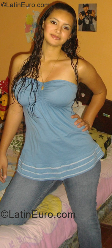 Date this exotic Honduras girl Yessica from Tegucigalpa HN262