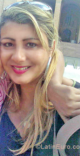 Date this funny Brazil girl Joana from Lorena BR4235