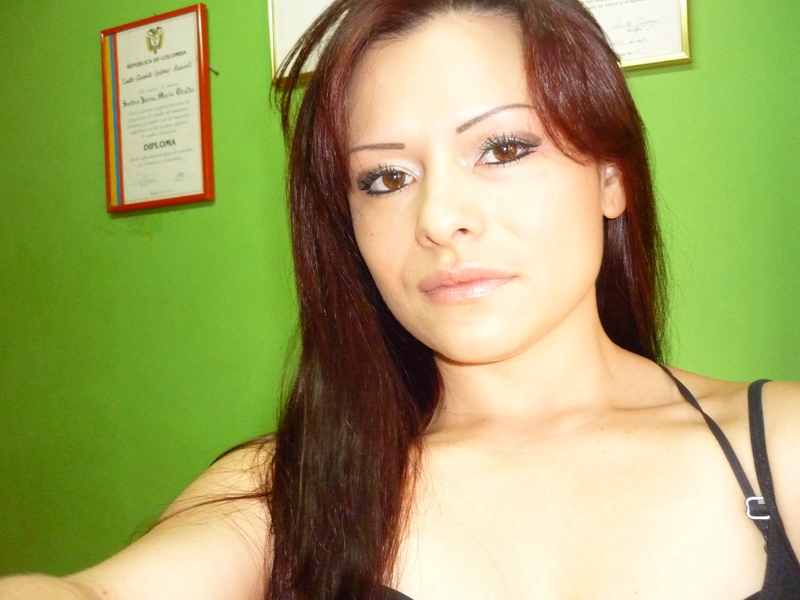 Date this charming Colombia girl Lorena from Manizales CO5799