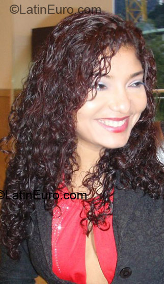 Date this fun Colombia girl Claudia from Medellin CO5806