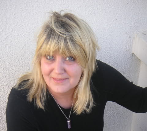 Date this fun United Kingdom girl Jthom from London GB455