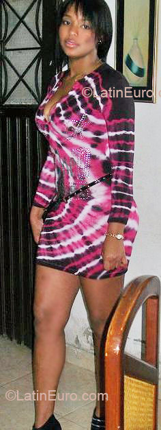 Date this hard body Colombia girl Katherin from Cali CO5952