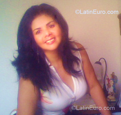 Date this exotic Colombia girl Martha Lucia from Bucaramanga CO5963