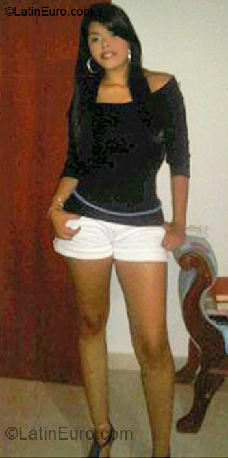 Date this fun Colombia girl Sara from Cali CO5994