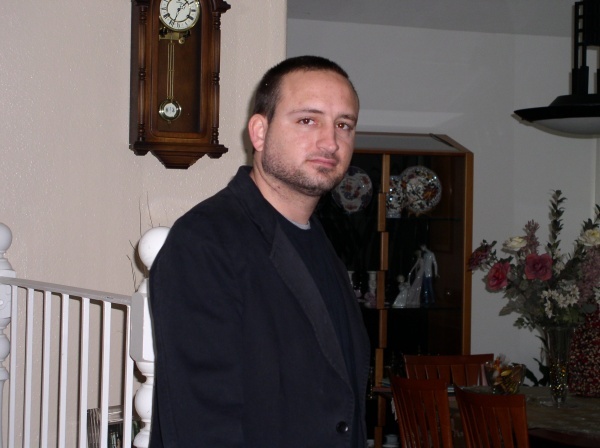 Date this young United States man Stephen from fullerton US8628