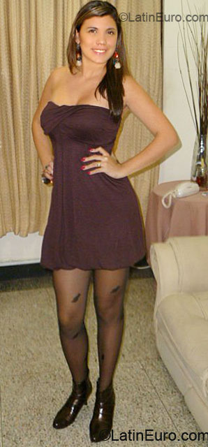 Date this charming Colombia girl Karla from Pereira CO6047