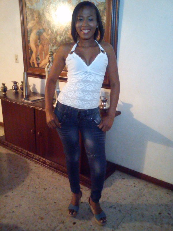 Date this sensual Colombia girl Tanlly segura from cali CO6065