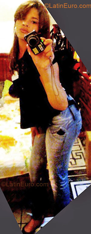 Date this pretty Brazil girl Wanessa from Sao Paulo BR4479