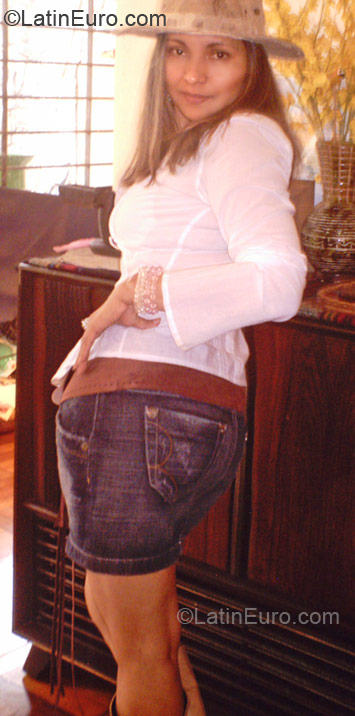 Date this charming Brazil girl Zzel from Sao Paulo BR4514