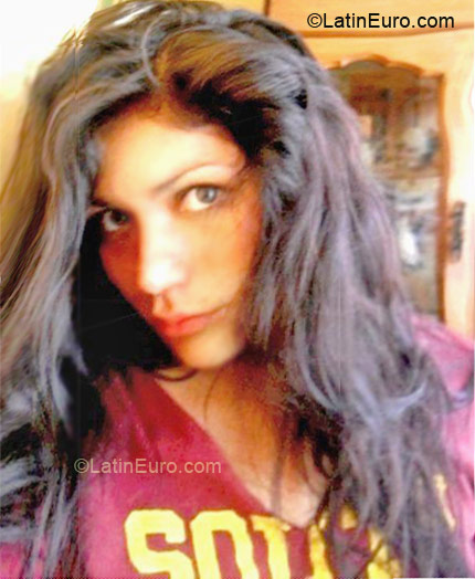 Date this cute Peru girl Yazmin from Lima PE424