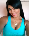 red-hot Dominican Republic girl Yeriaty from Santiago DO22469
