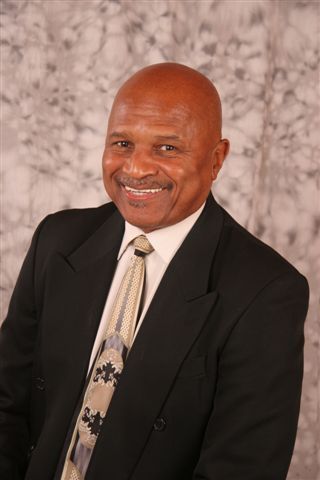 Date this gorgeous United States man Tbaby from Oakland US8876