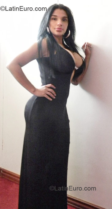 Date this delightful Colombia girl Sandra from Medellin CO6304