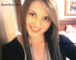 pretty Colombia girl Mary from Bogota CO6305
