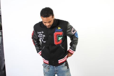 Date this hot United States man El from Pittsburgh US8933