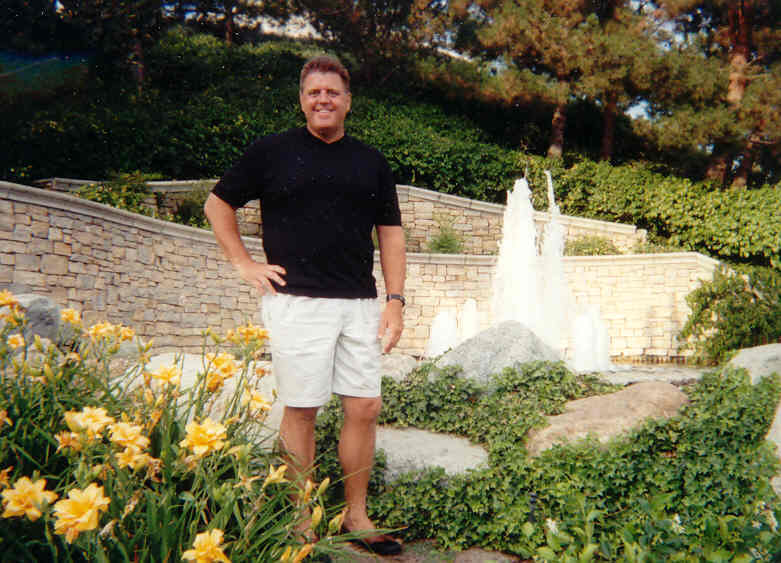 Date this attractive United States man 2011man from Cathedral City US8936