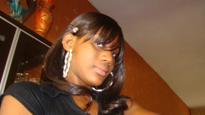 Date this foxy United States girl Aimee from Irvine US8973